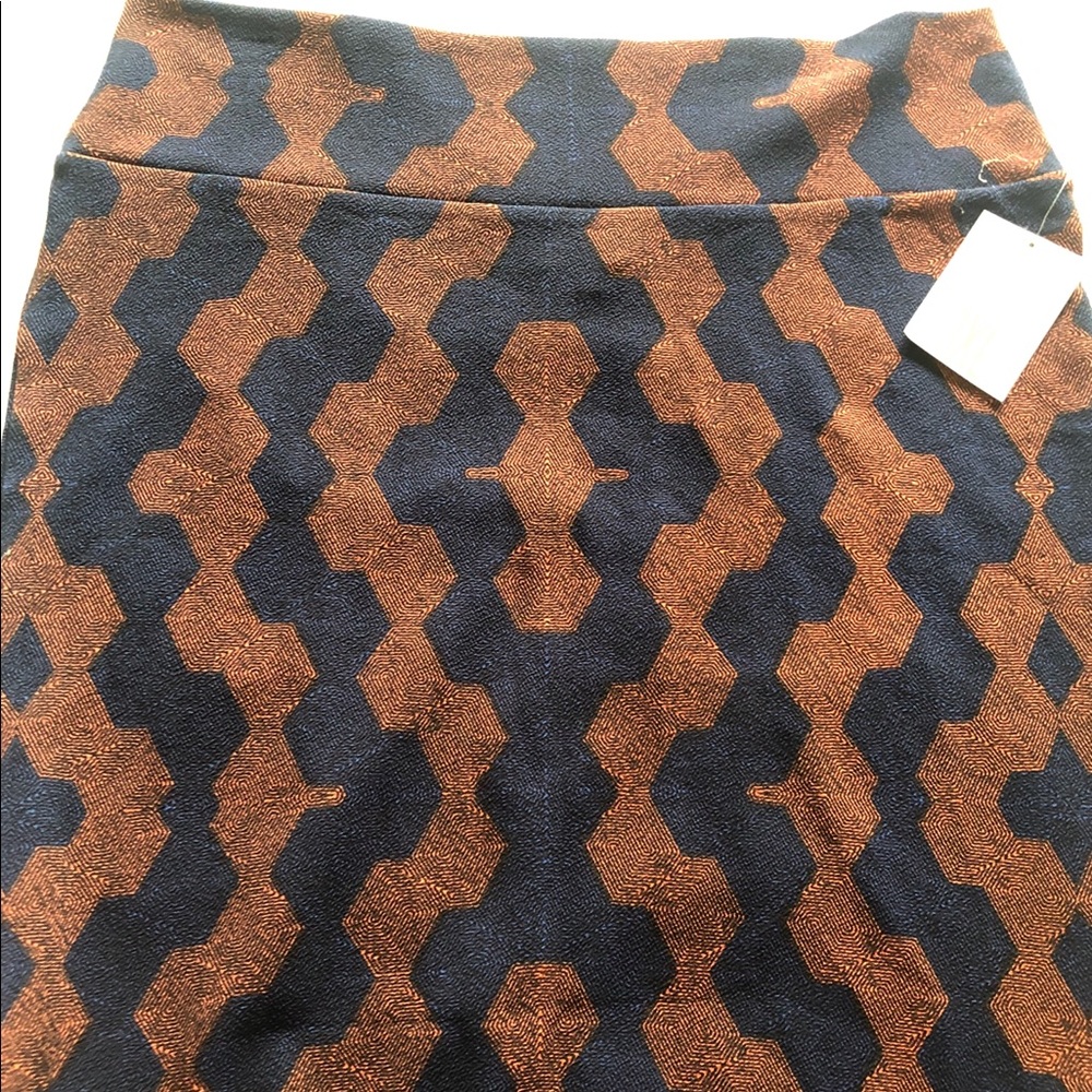 NWT 3XL LuLaRoe Cassie in Brown & Navy